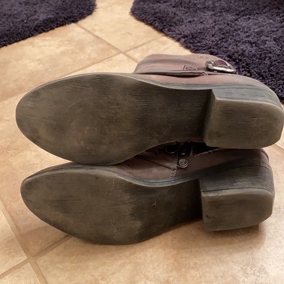 Blowfish Western Bootie 7.5 PERFECT FOR FALL - Picture 3 of 11